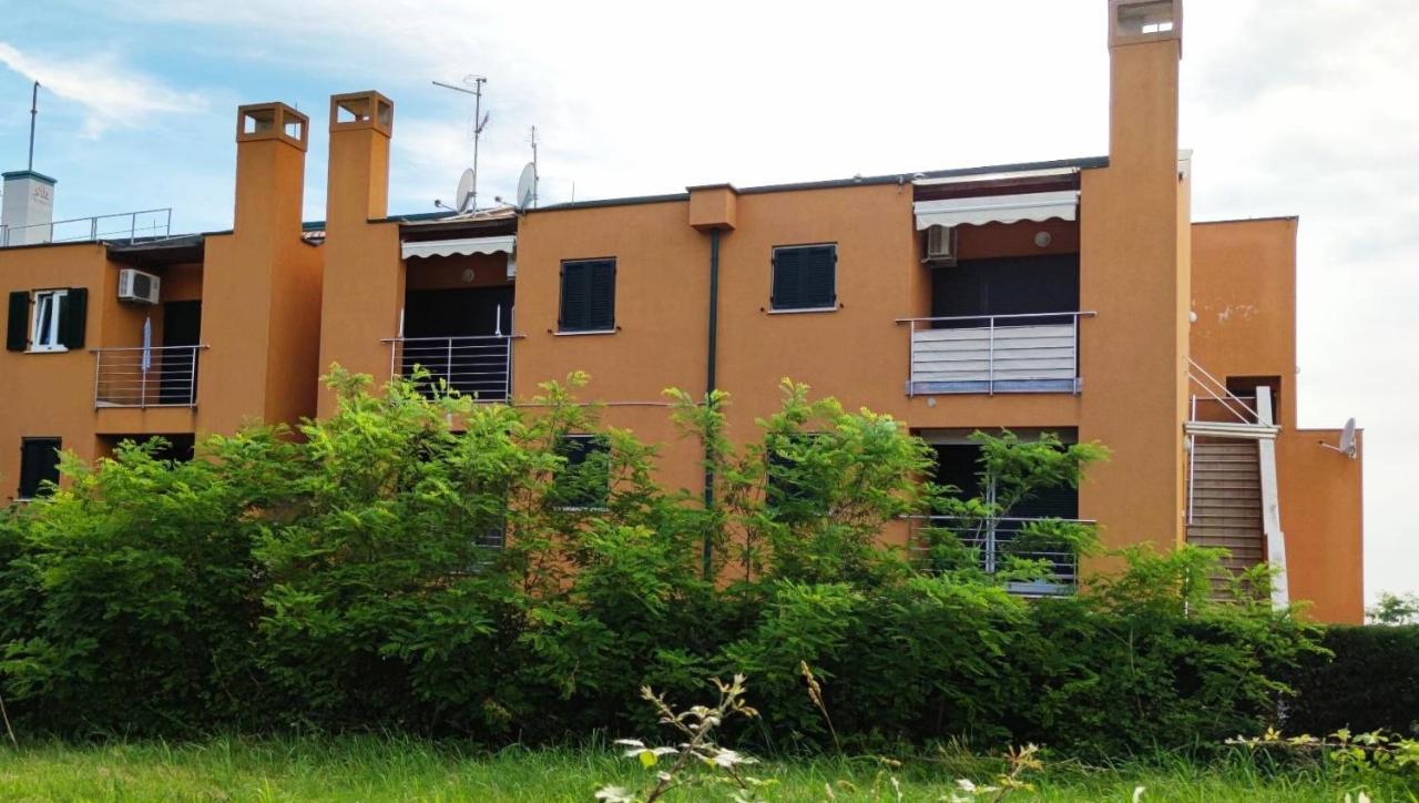 Ferienwohnung App Oleander Umag Exterior foto